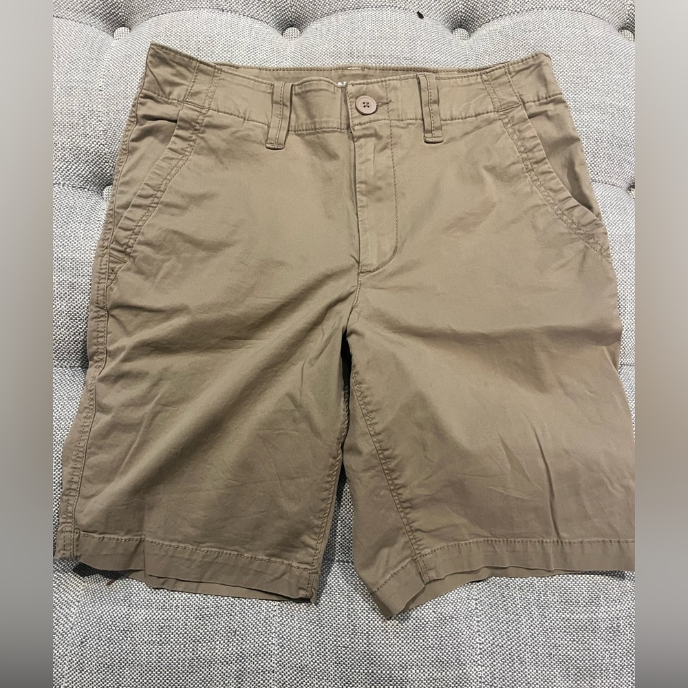 Sonoma size 30 waist, great shape. Men’s.